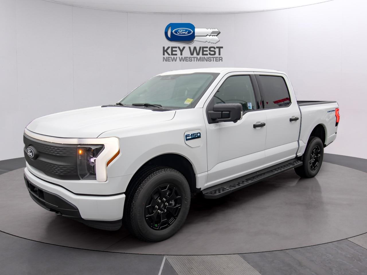 2025 Ford F-150 Lightning XLT Standard Range Battery 4WD SuperCrew 5.5' Box Photo1