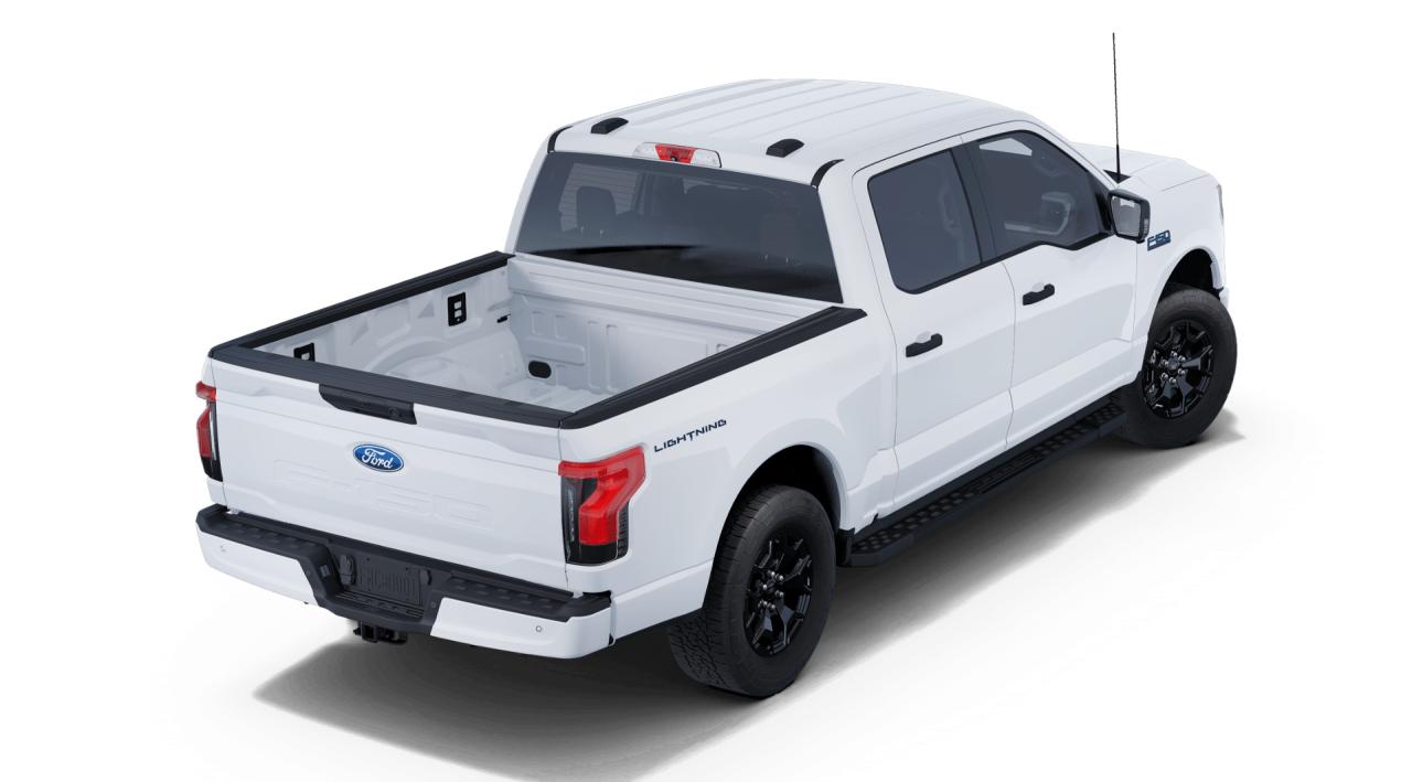 2025 Ford F-150 Lightning XLT 4WD SuperCrew 5.5' Box Standard Range Battery Photo
