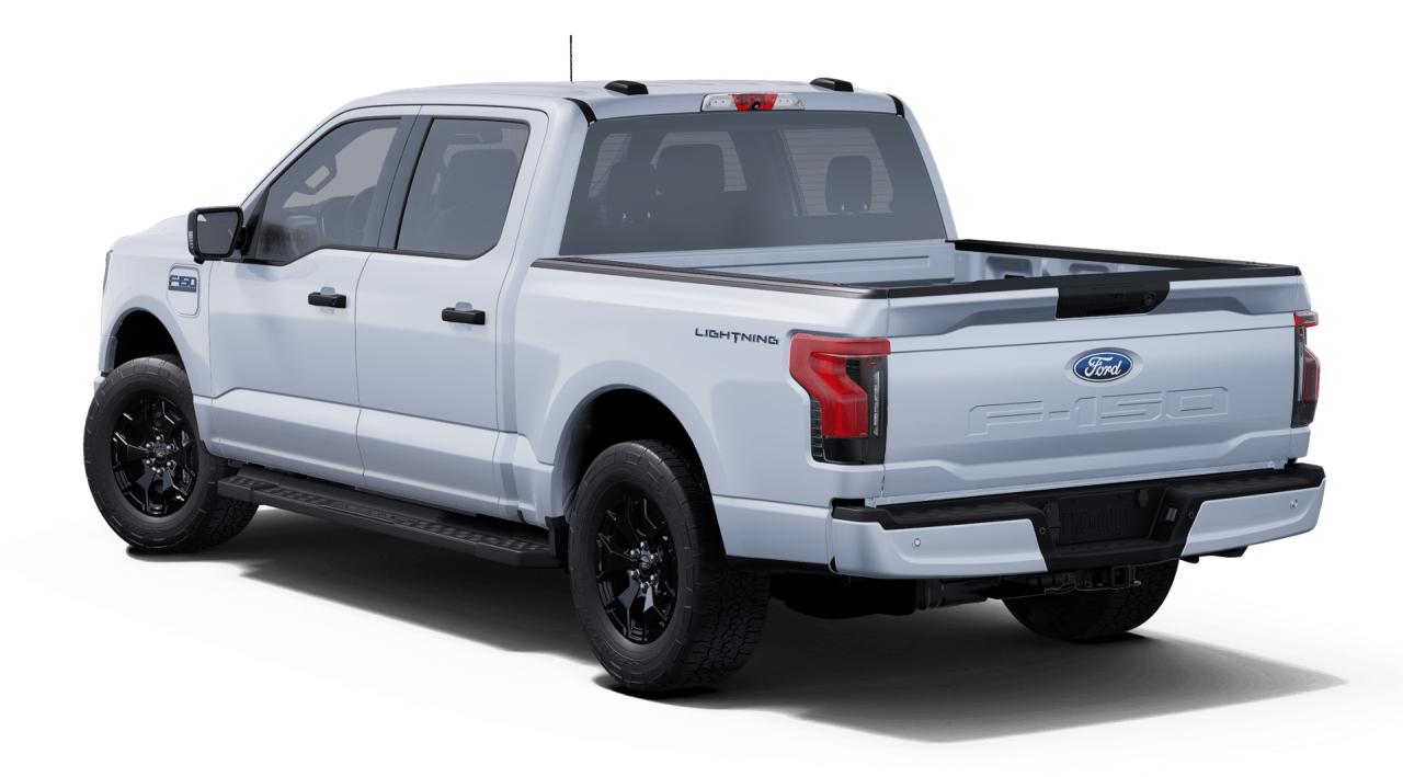 2025 Ford F-150 Lightning XLT 4WD SuperCrew 5.5' Box Standard Range Battery Photo1