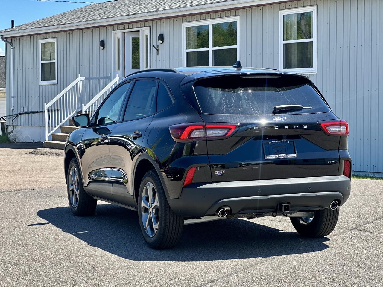 2026 Ford Escape ST-Line Select AWD Photo3