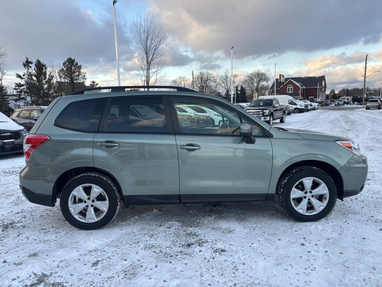 2016 Subaru Forester i convenience ~ACCIDENT FREE~ Photo