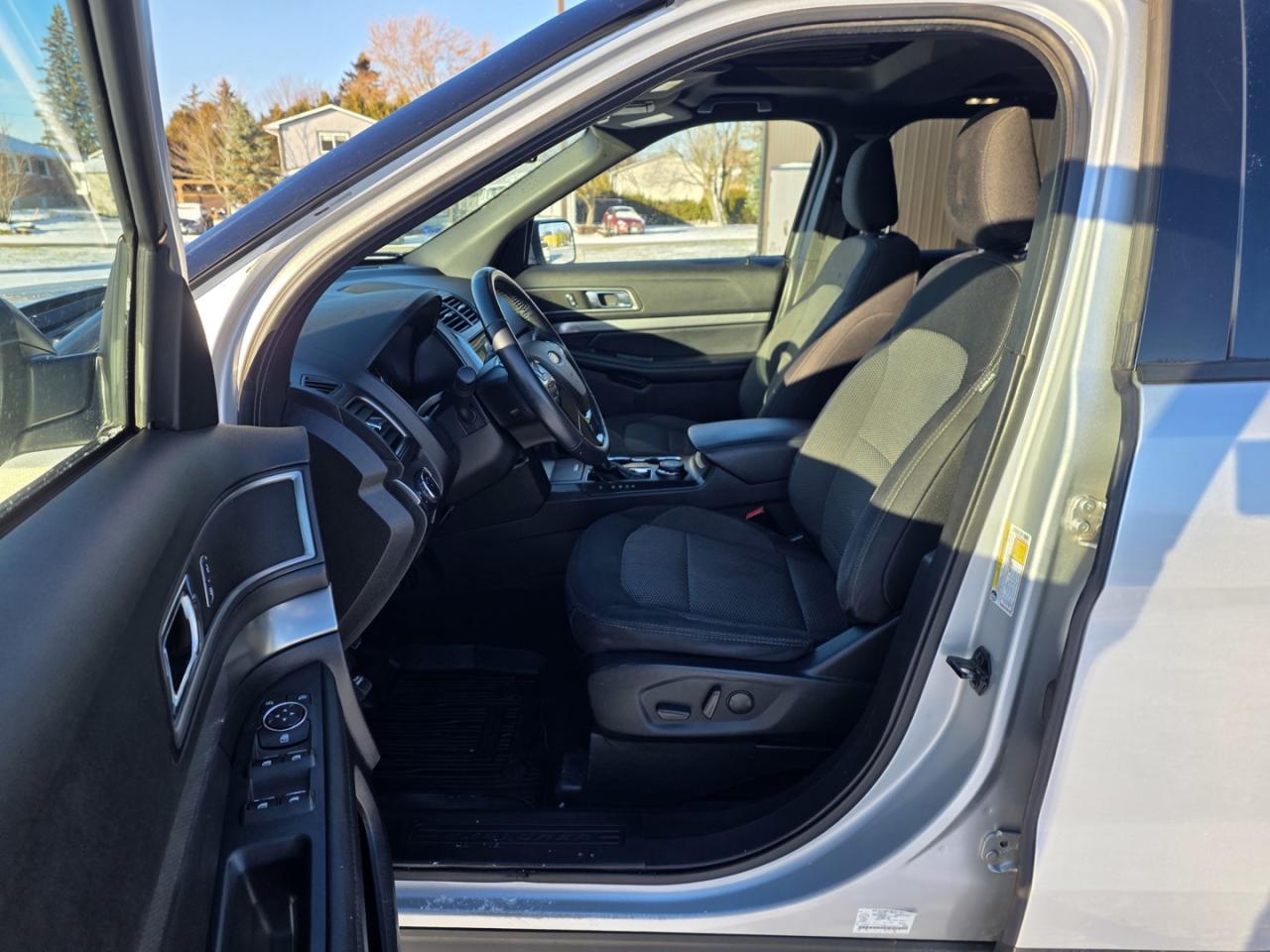 2019 Ford Explorer XLT 4WD , Remote Start, Heated Front Seats Photo