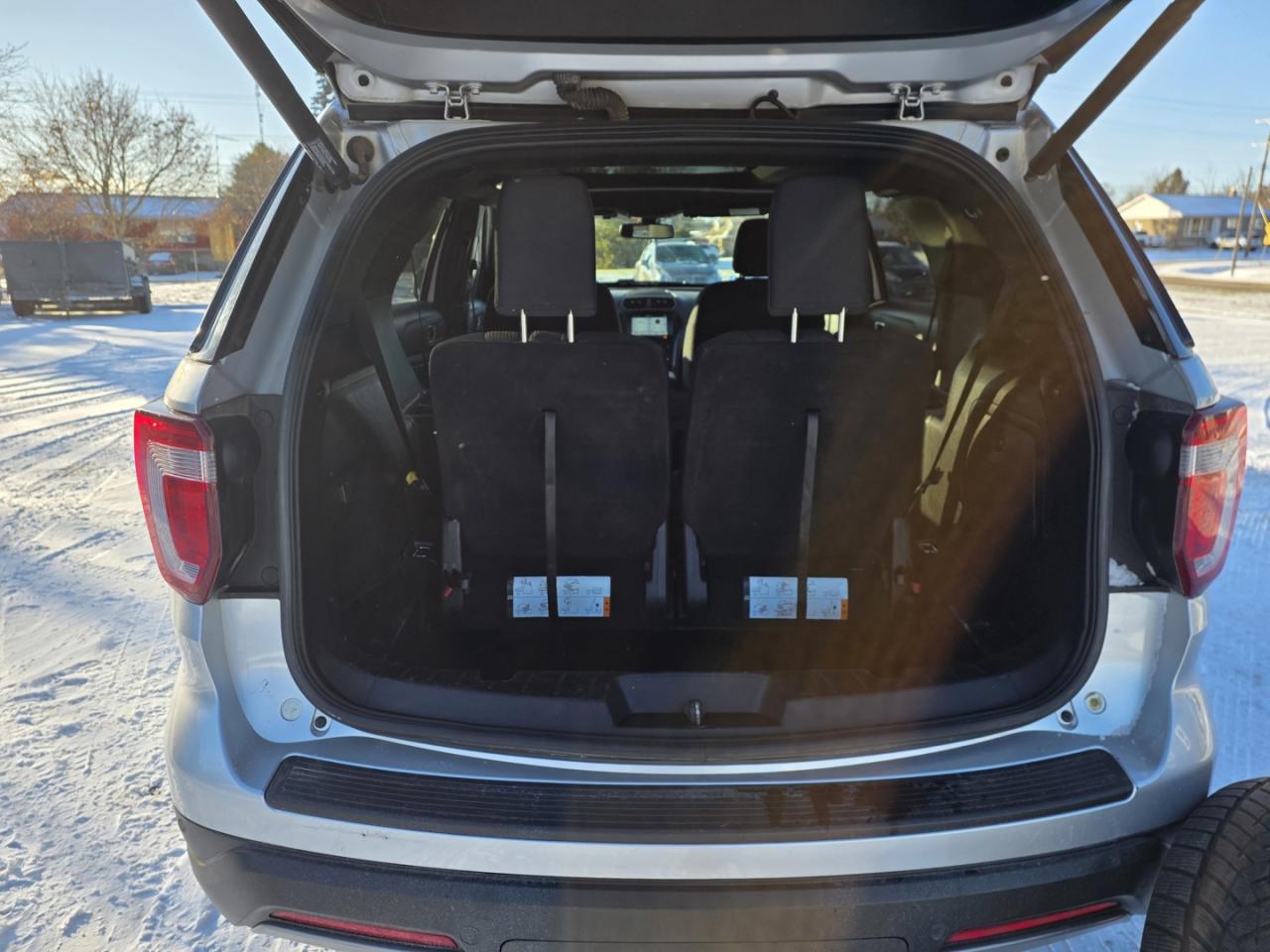 2019 Ford Explorer XLT 4WD , Remote Start, Heated Front Seats Photo
