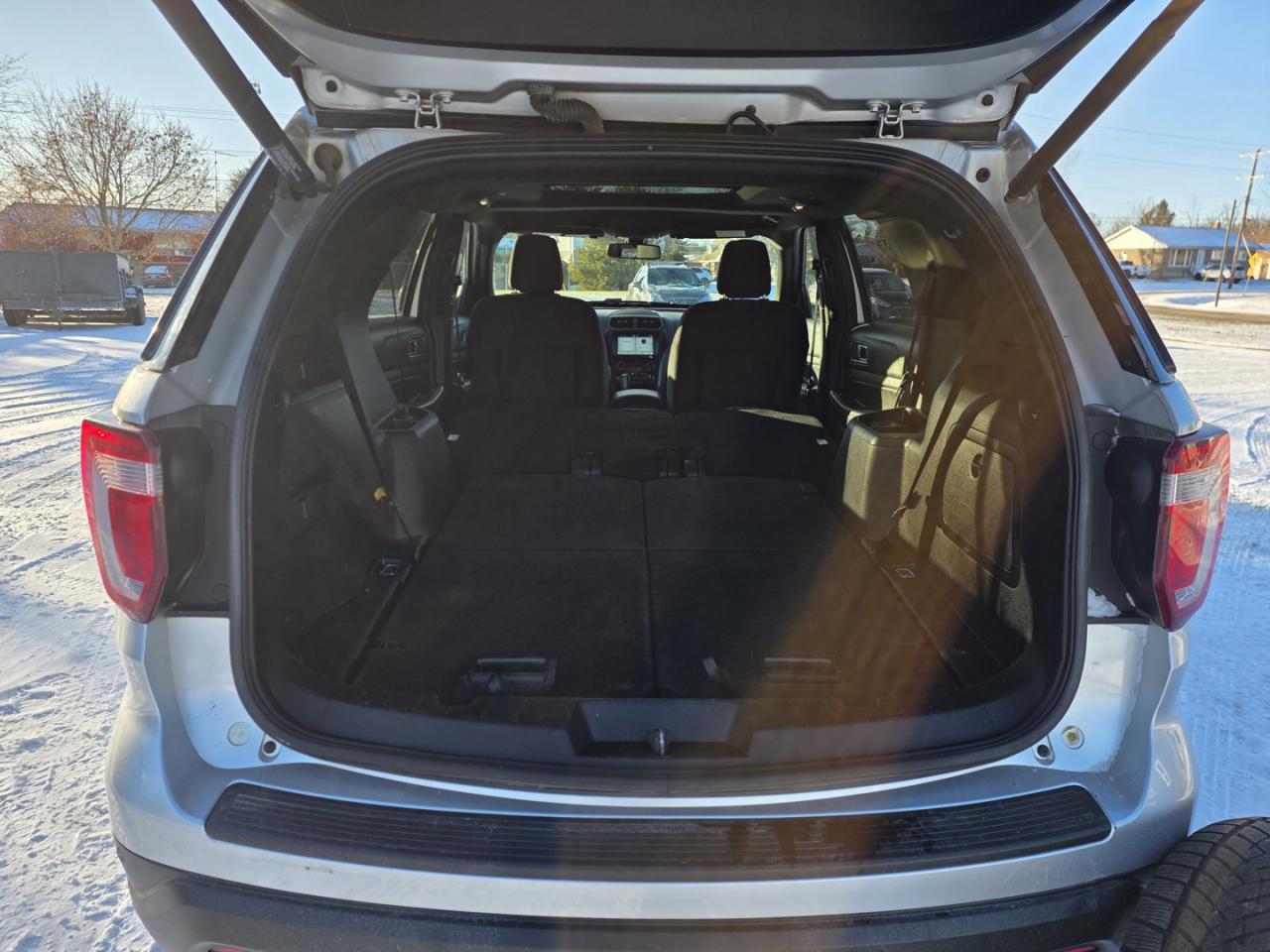 2019 Ford Explorer XLT 4WD , Remote Start, Heated Front Seats Photo