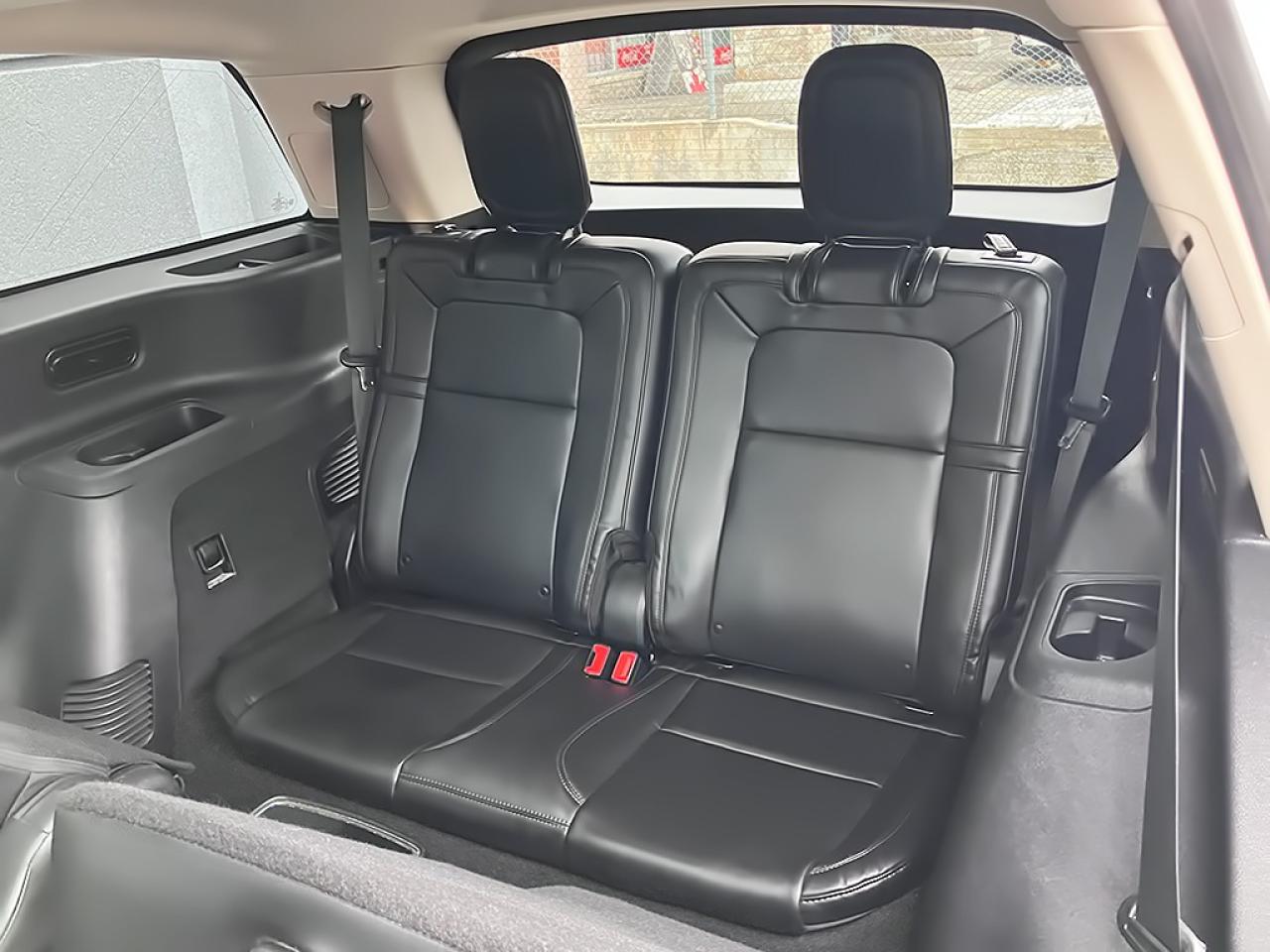 2020 Lincoln Aviator RESERVE|NAVI|REARCAM|PANOROOF|CAPTAIN CHAIRS Photo