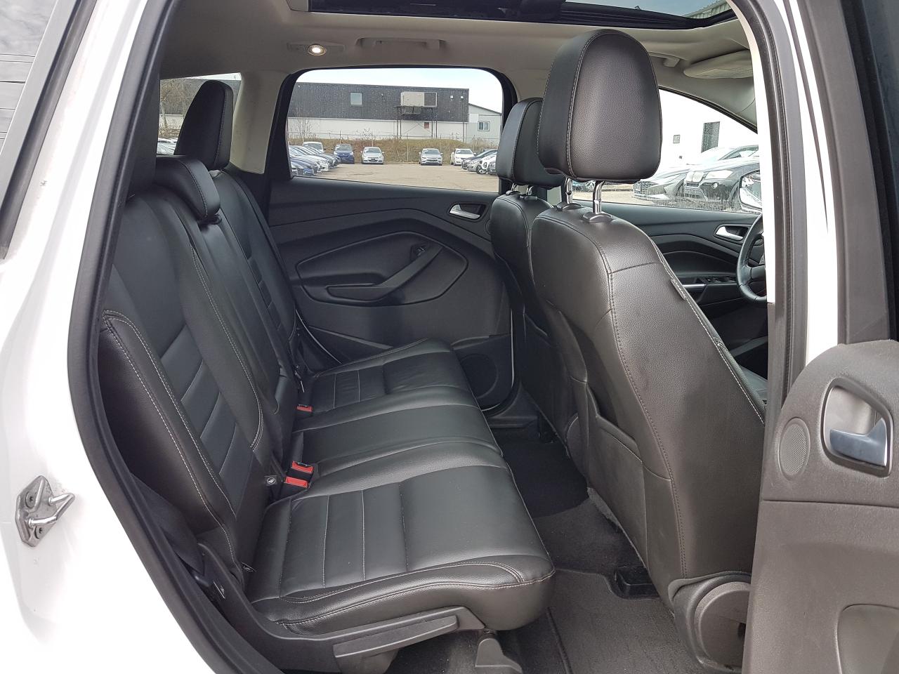 2015 Ford Escape SE 4WD *LEATHER-SUNROOF* Photo