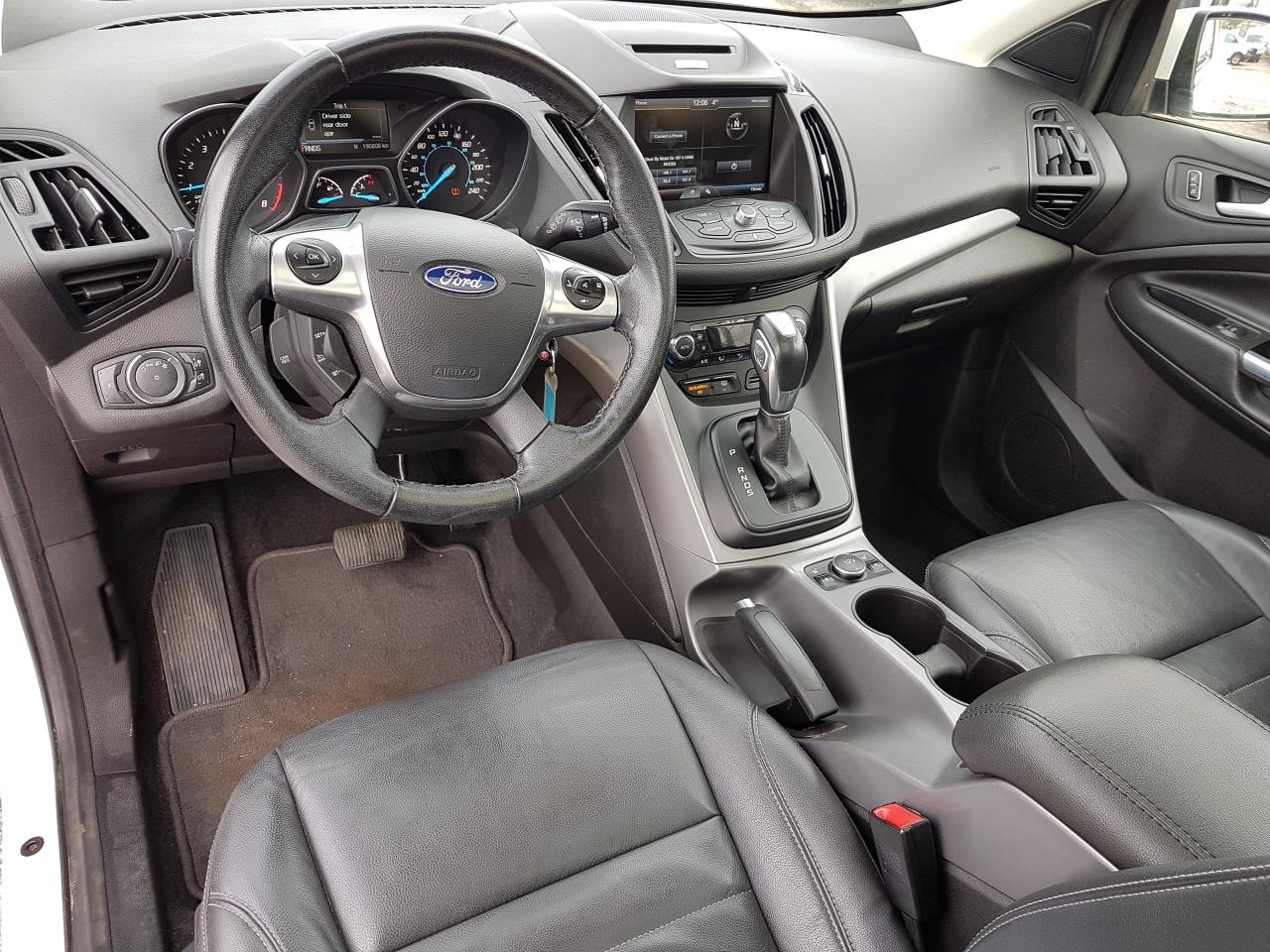 2015 Ford Escape SE 4WD *LEATHER-SUNROOF* Photo