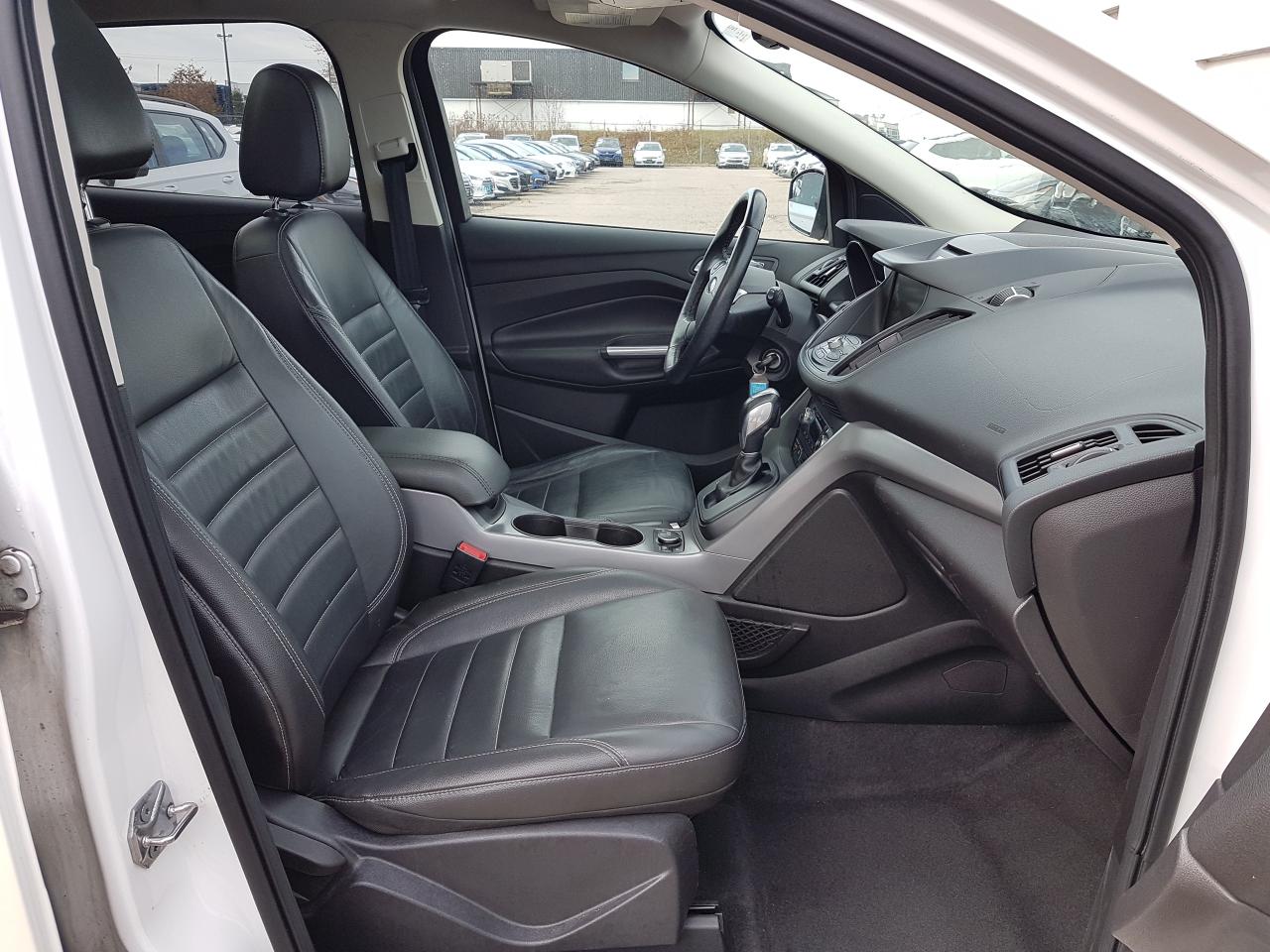 2015 Ford Escape SE 4WD *LEATHER-SUNROOF* Photo