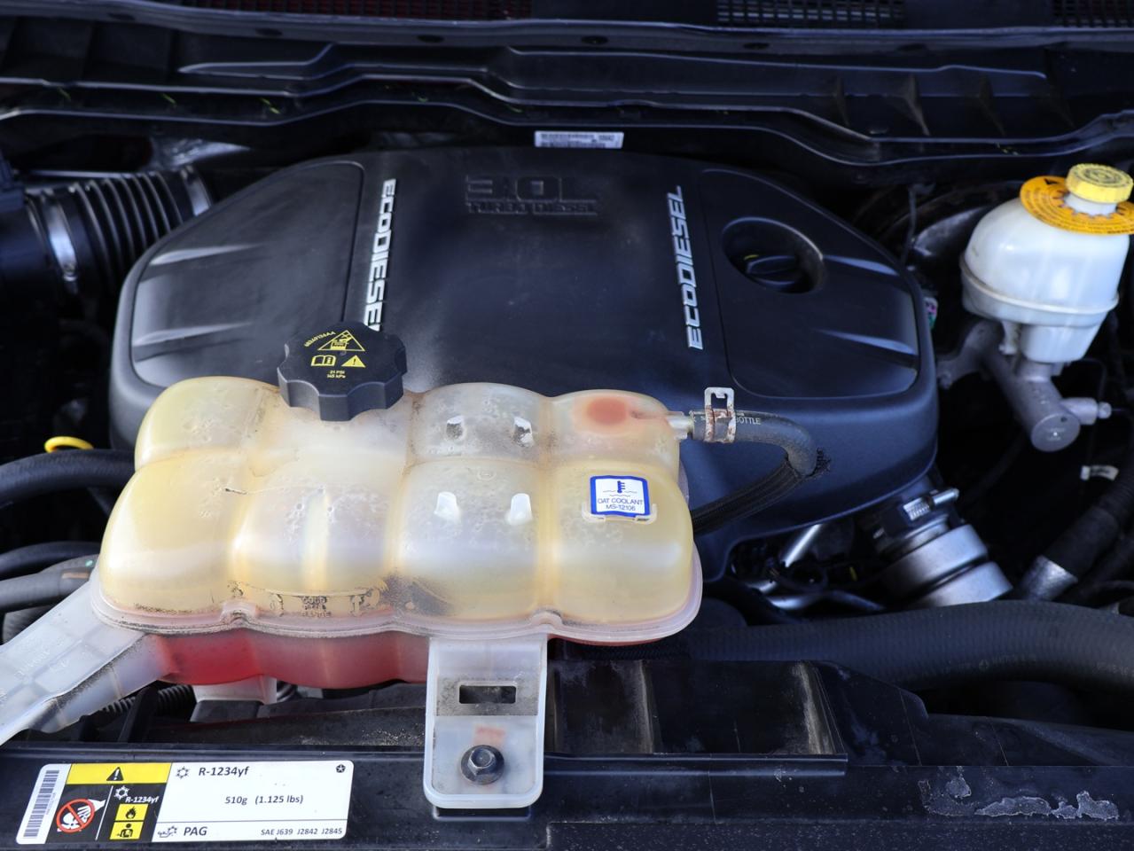 2016 RAM 1500 LIMITED DIESEL 4WD CERTIFIED *ACCIDENT FREE*DODGE MAINTAIN* CAMERA NAV BLUETOOTH LEATHER HEATED SEATS SUNROOF CRUISE ALLOYS - Photo #44