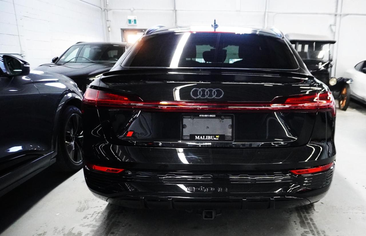 2024 Audi E-Tron Sportback Q8 ETRON SPORT BACK BLACK OPTICS Photo