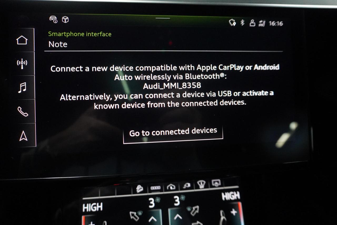 2024 Audi E-Tron Sportback Q8 ETRON SPORT BACK BLACK OPTICS Photo