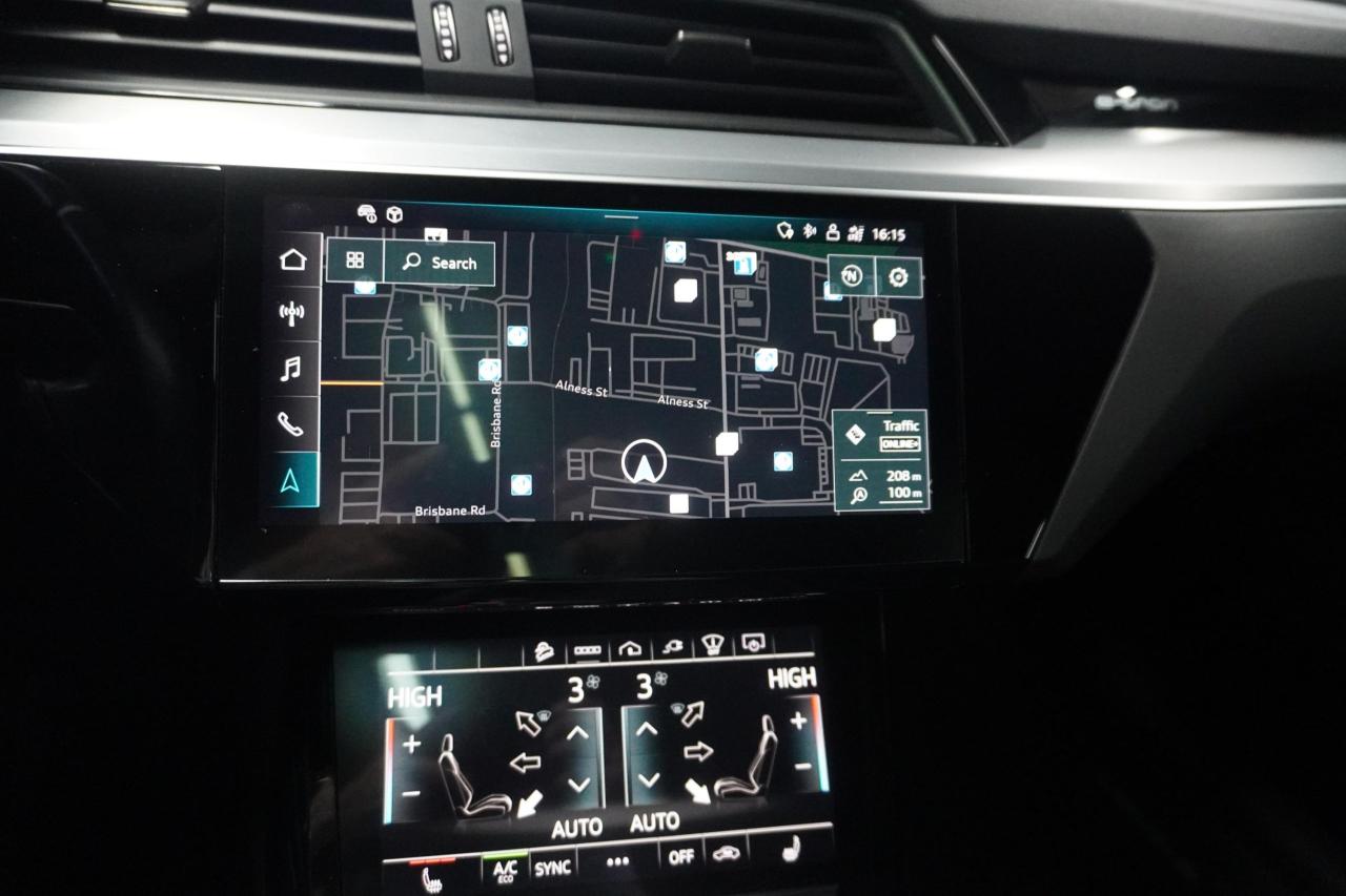 2024 Audi E-Tron Sportback Q8 ETRON SPORT BACK BLACK OPTICS Photo