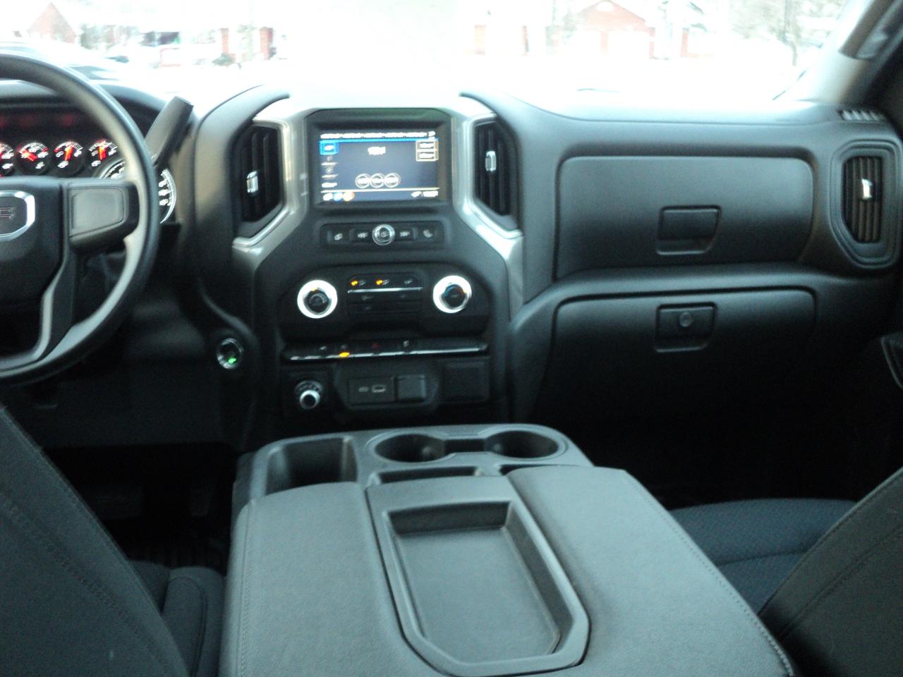 2023 GMC Sierra 1500 Pro CrewCab 4WD 2.7L4cylGas 6'7"Box - Photo #17