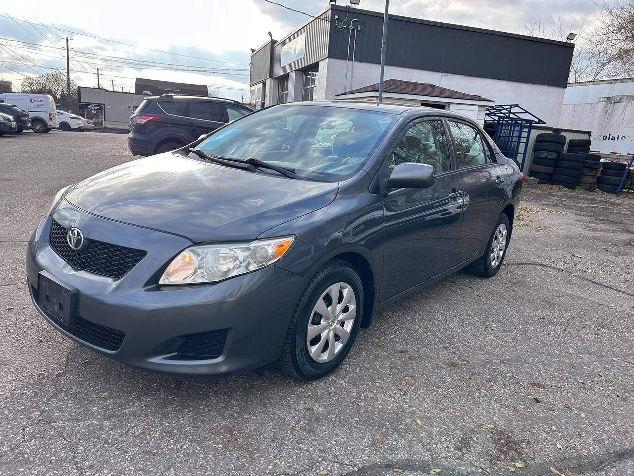 2010 Toyota Corolla CE Photo0