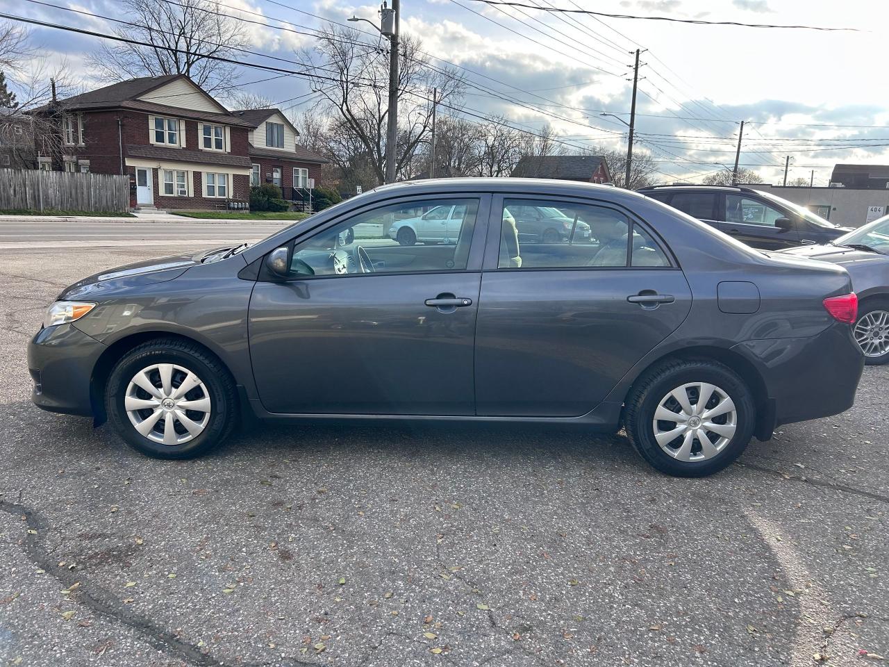 2010 Toyota Corolla CE Photo