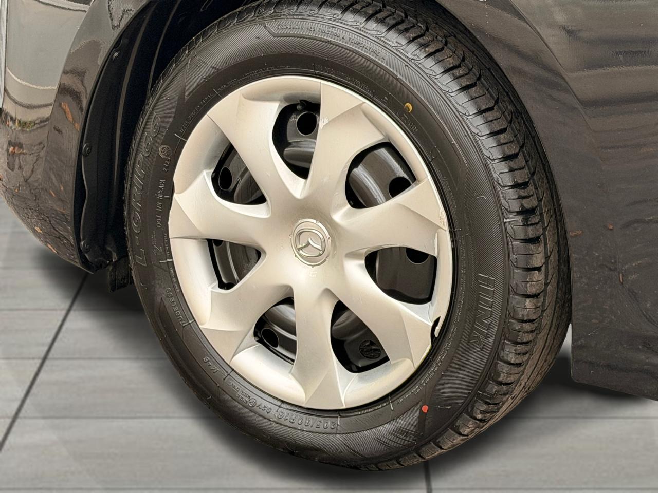 2017 Mazda MAZDA3 GX+New Tires+Brakes+Camera+CLEAN CARFAX Photo44