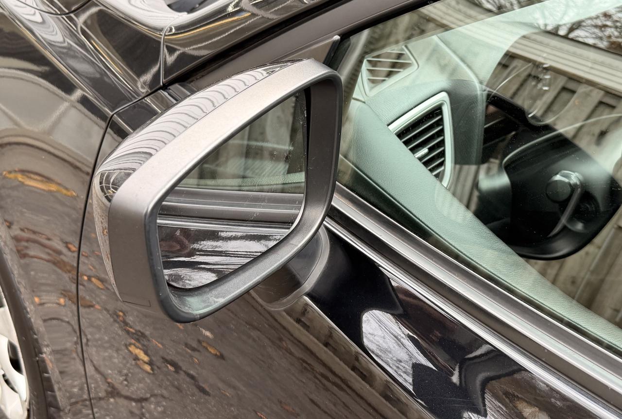 2017 Mazda MAZDA3 GX+New Tires+Brakes+Camera+CLEAN CARFAX Photo106