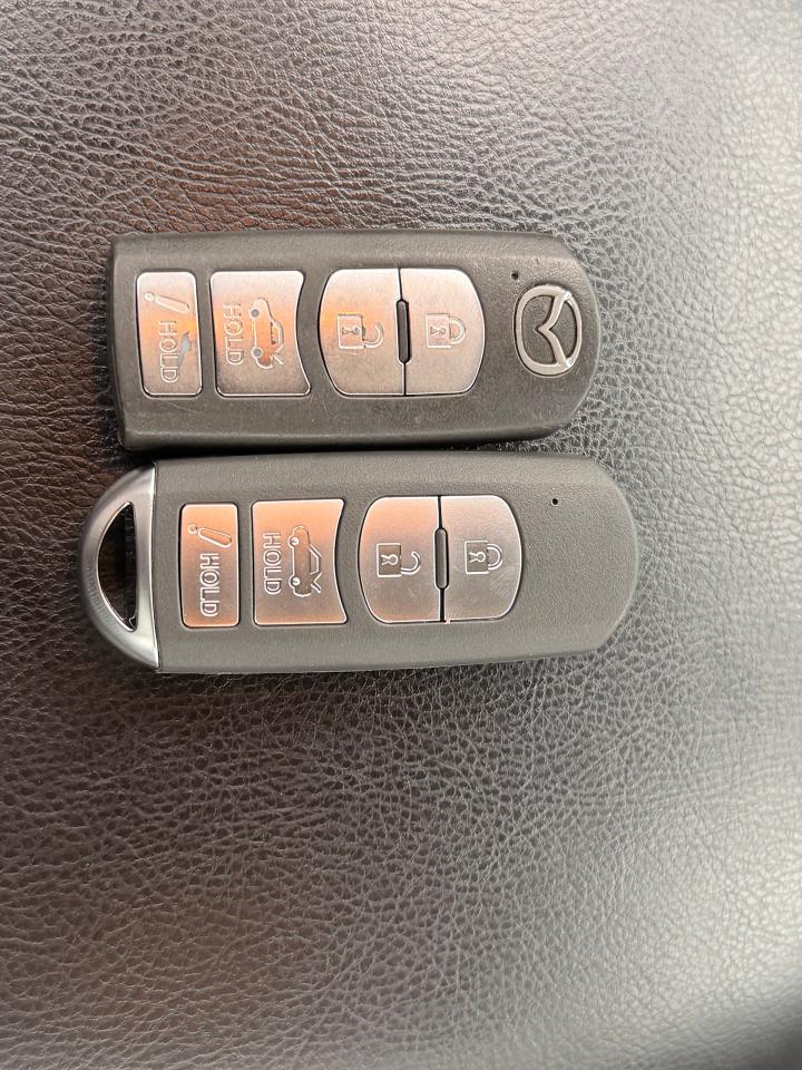 2017 Mazda MAZDA3 GX+New Tires+Brakes+Camera+CLEAN CARFAX Photo64