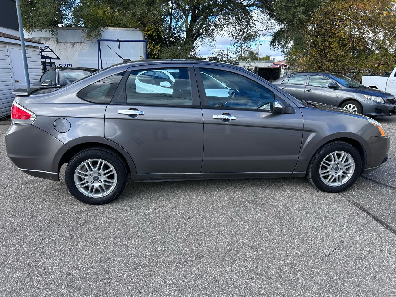 2011 Ford Focus SE Photo