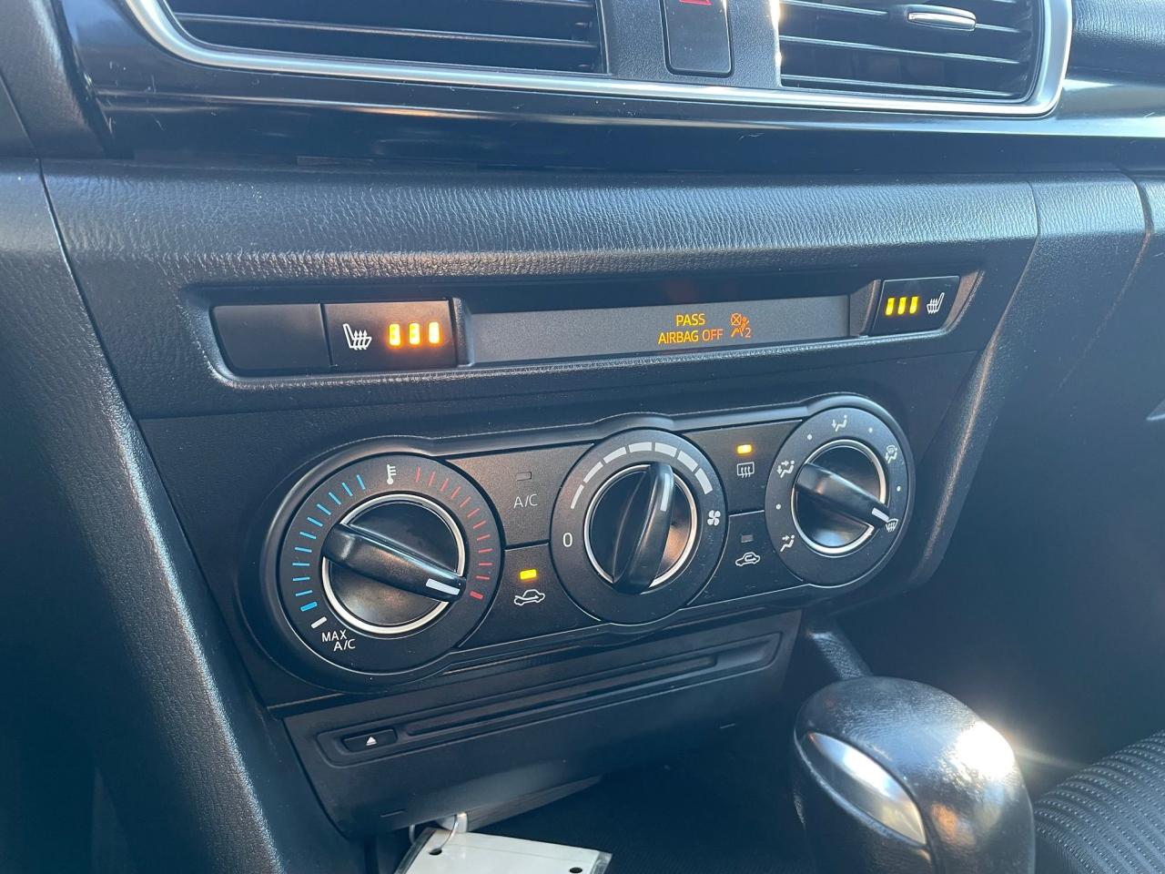 2014 Mazda MAZDA3 GS *NAVIGATION, HEATED SEATS, TOW HITCH* - Photo #17