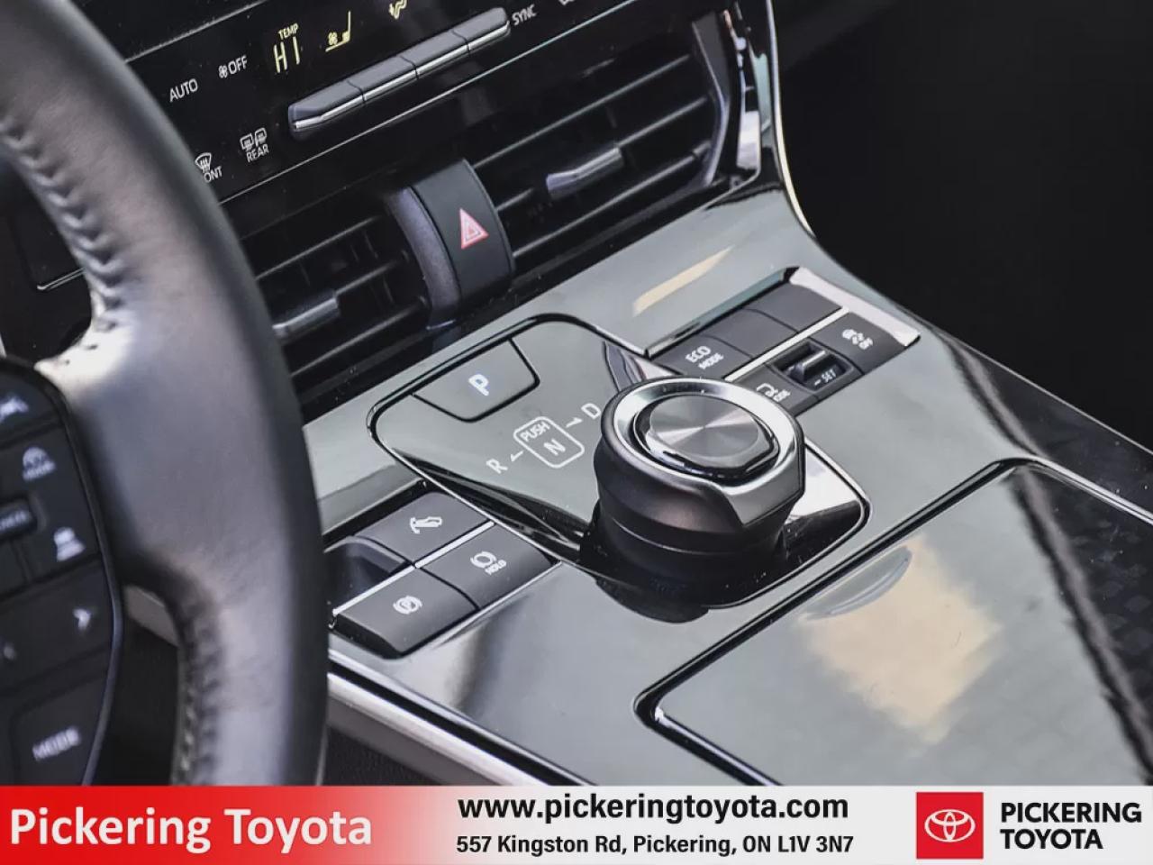 2025 Toyota bZ4X LE Photo