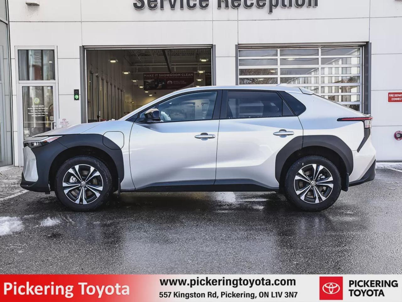 2025 Toyota bZ4X LE Photo