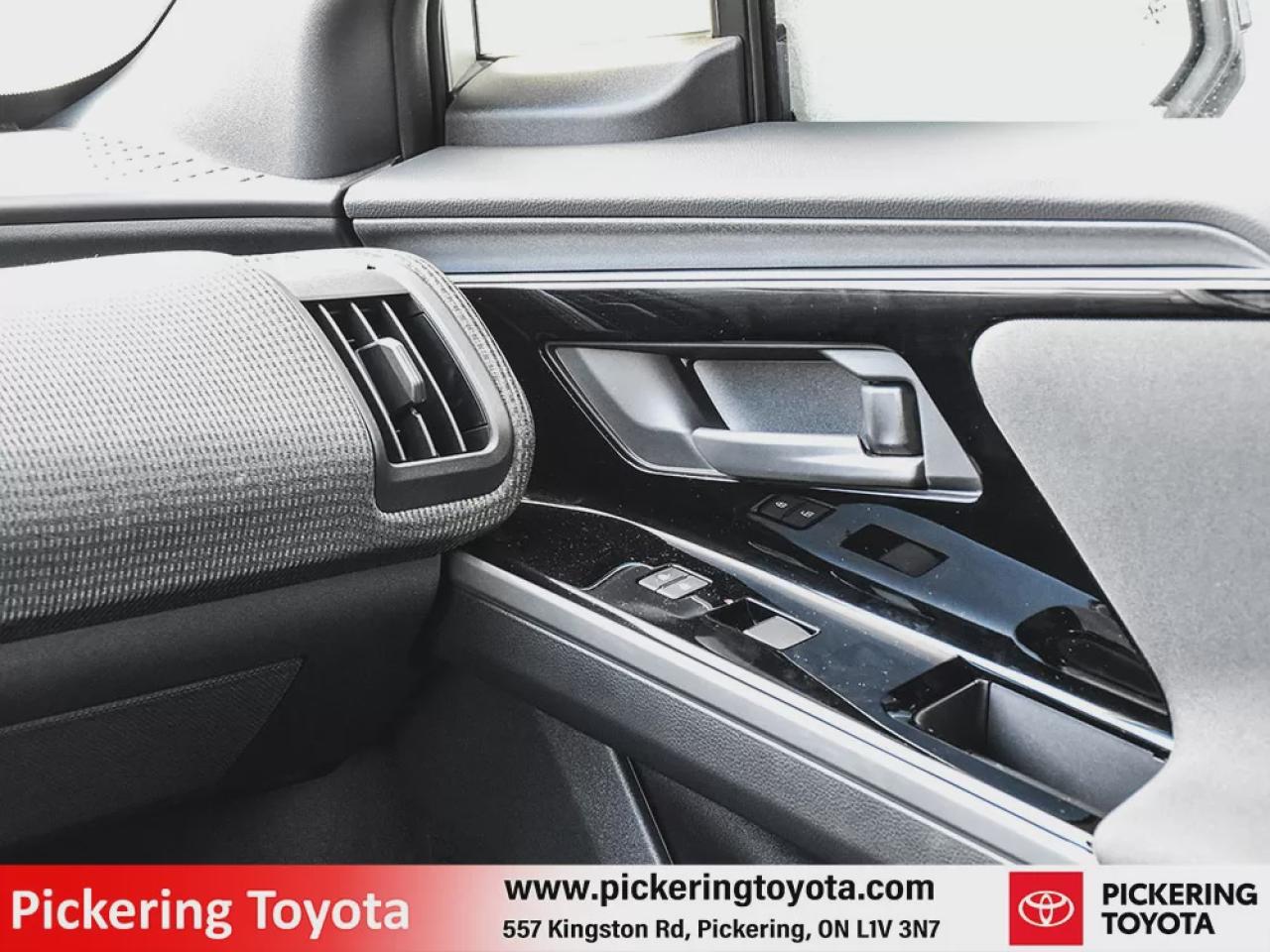 2025 Toyota bZ4X LE Photo