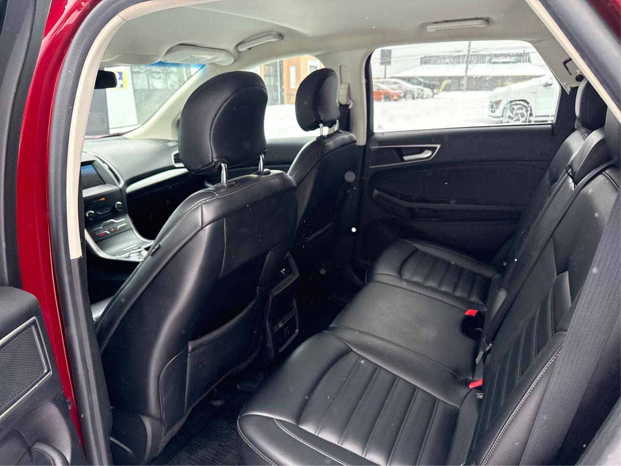 2019 Ford Edge SEL - Photo #10