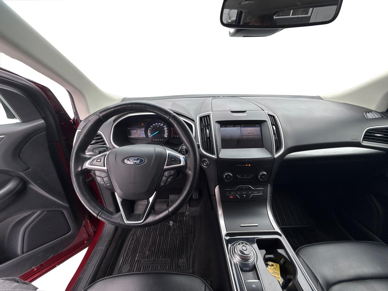 2019 Ford Edge SEL - Photo #16