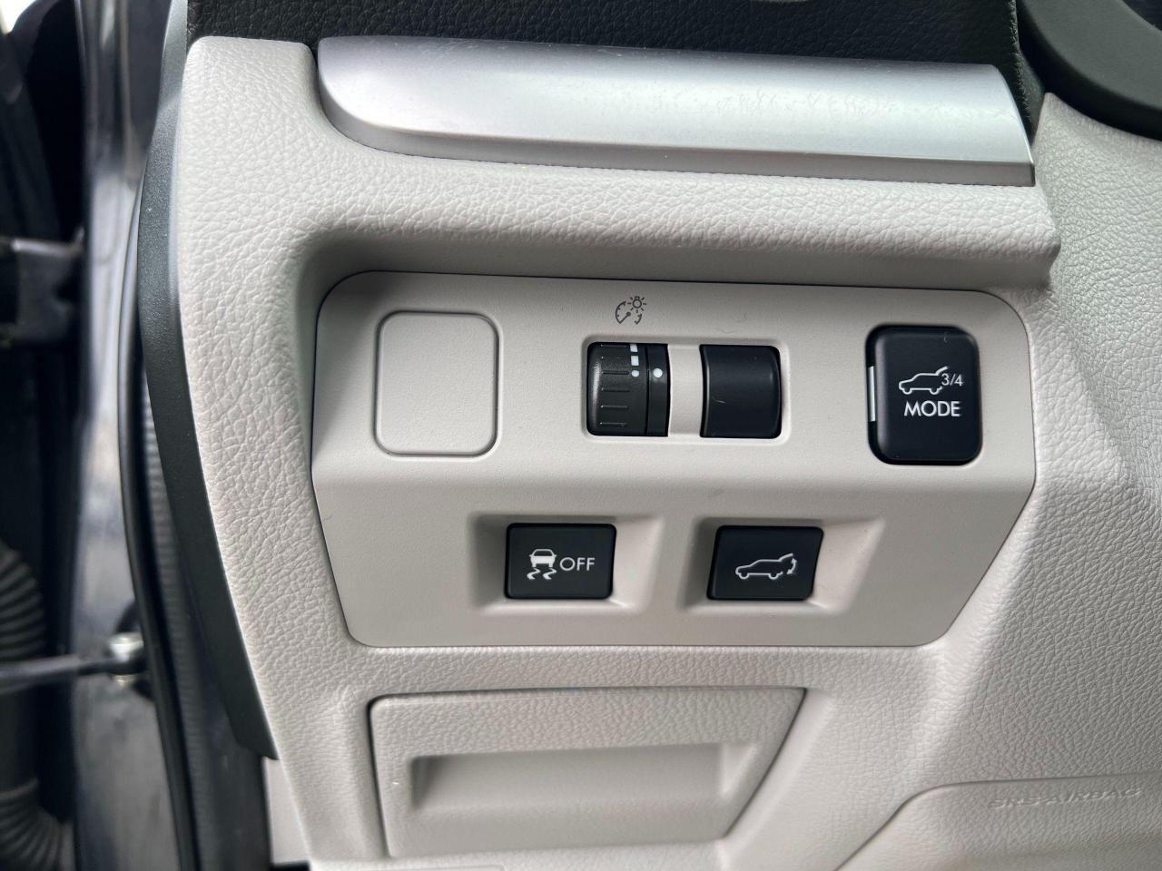 2015 Subaru Forester 5dr Wgn AWD 2.5i Touring - Photo #9