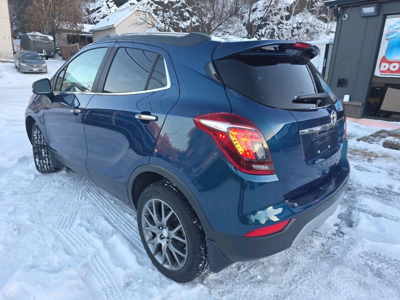 2019 Buick Encore Sport Touring SPORT TOURING AWD Photo2