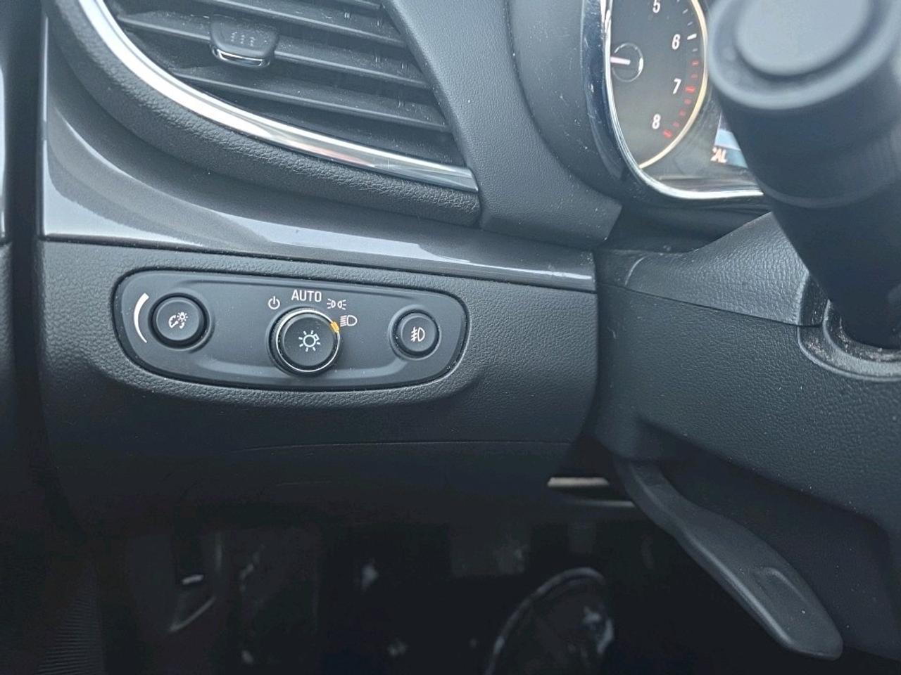 2019 Buick Encore Sport Touring SPORT TOURING AWD Photo