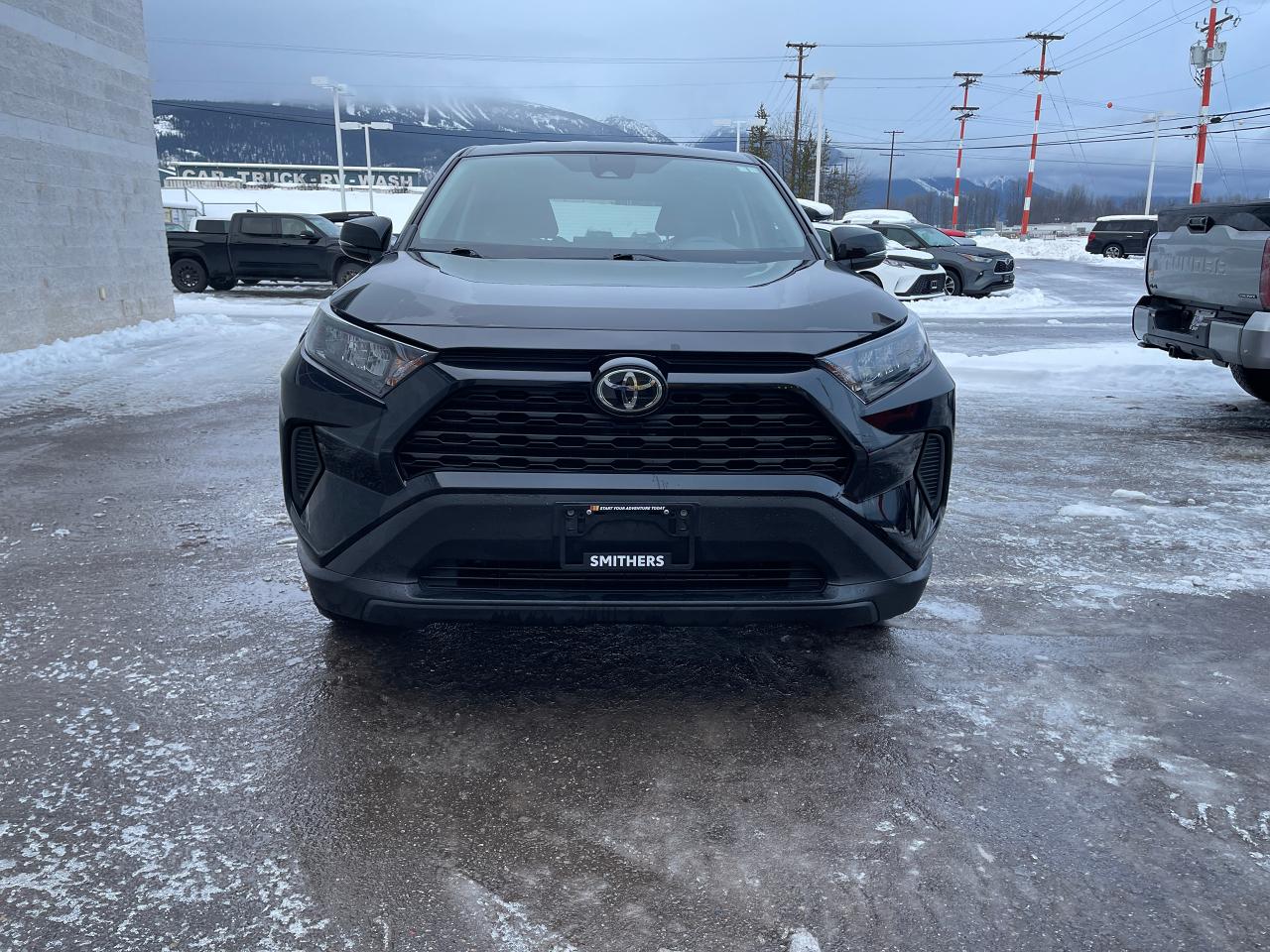 2024 Toyota RAV4 LE Photo4