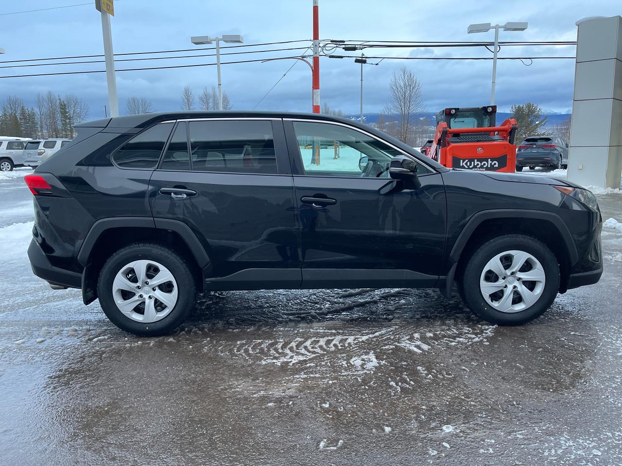 2024 Toyota RAV4 LE Photo3