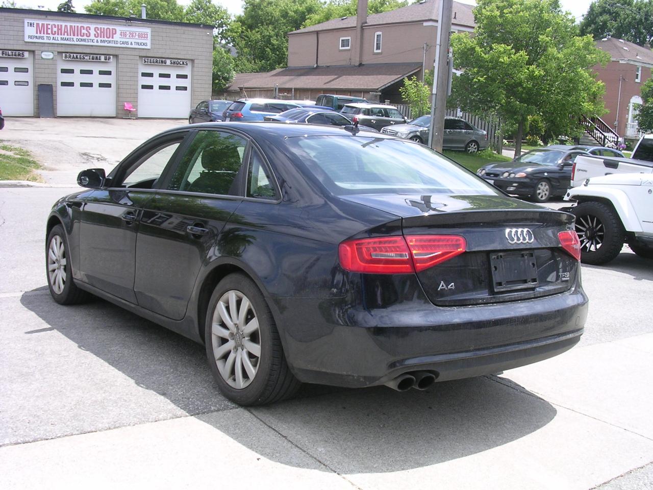 2014 Audi A4 4dr Sdn Auto Komfort quattro Photo3