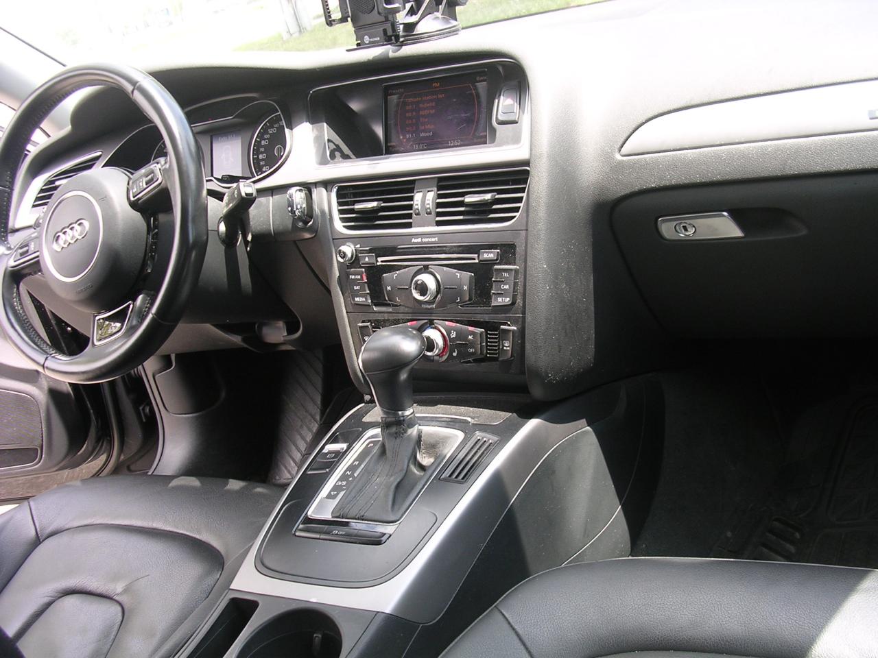 2014 Audi A4 4dr Sdn Auto Komfort quattro Photo