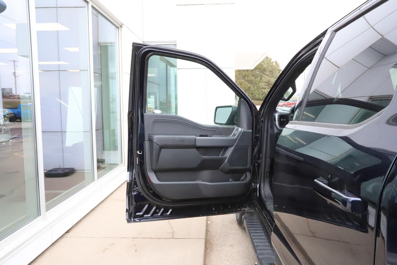 2026 Ford F-150 XLT 4WD SuperCrew 5.5' Box Photo