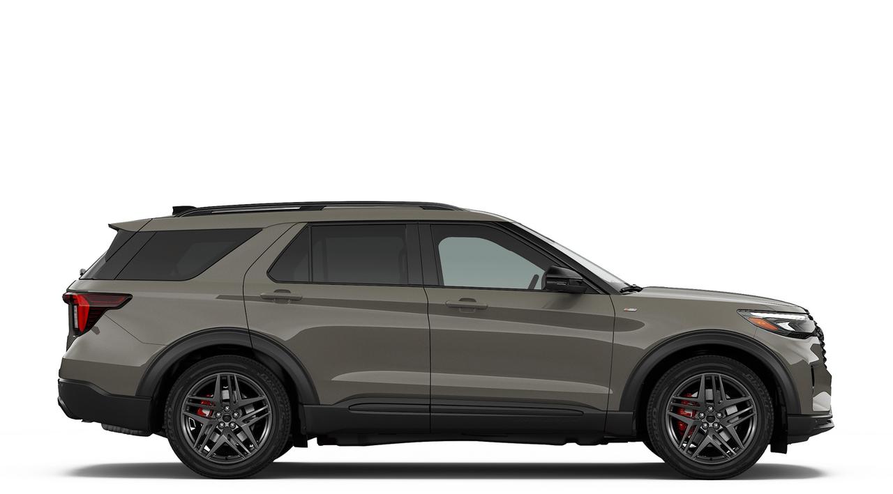2026 Ford Explorer ST-Line Photo