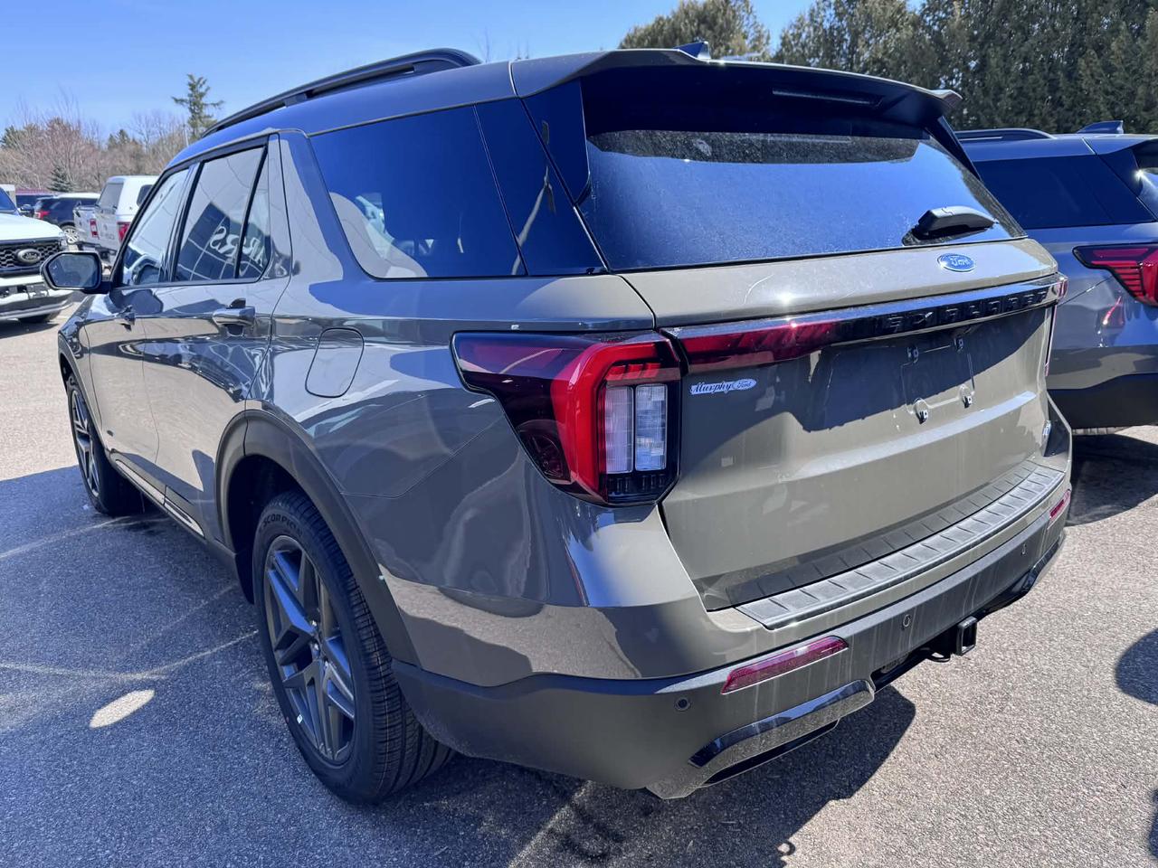 2026 Ford Explorer ST-Line Photo