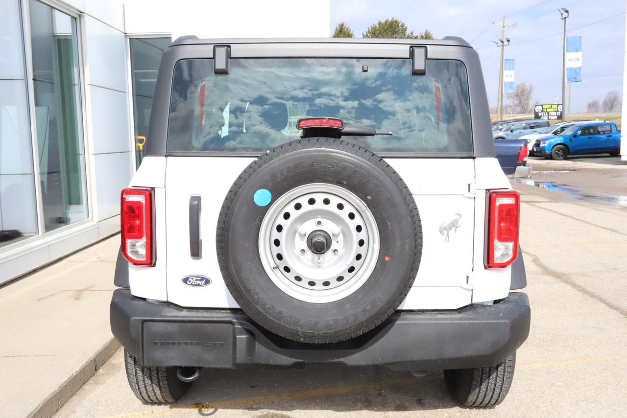 2026 Ford Bronco Base 2 Door 4x4 Photo4