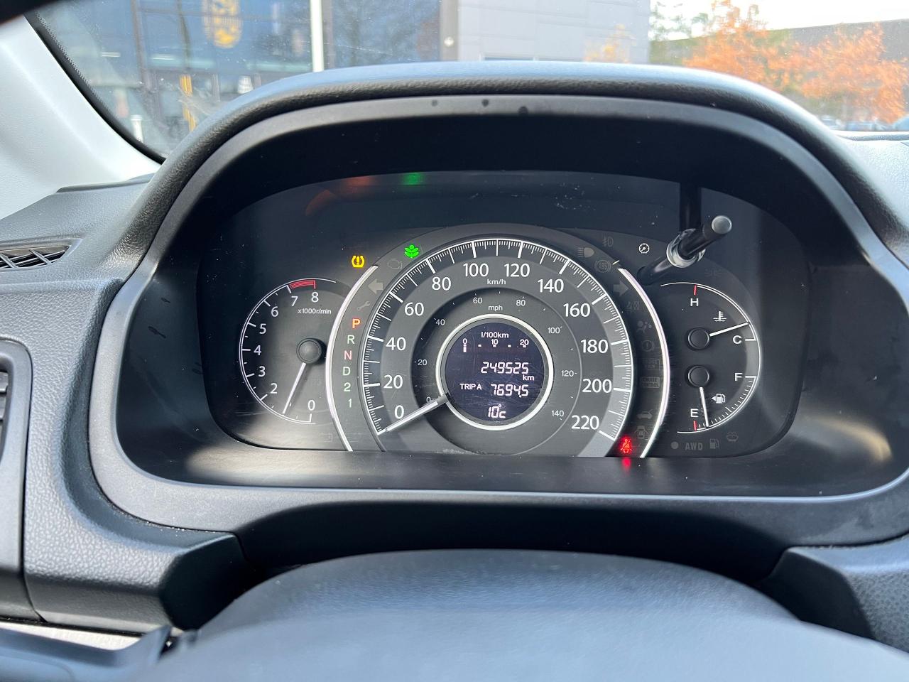 2013 Honda CR-V Touring Photo3