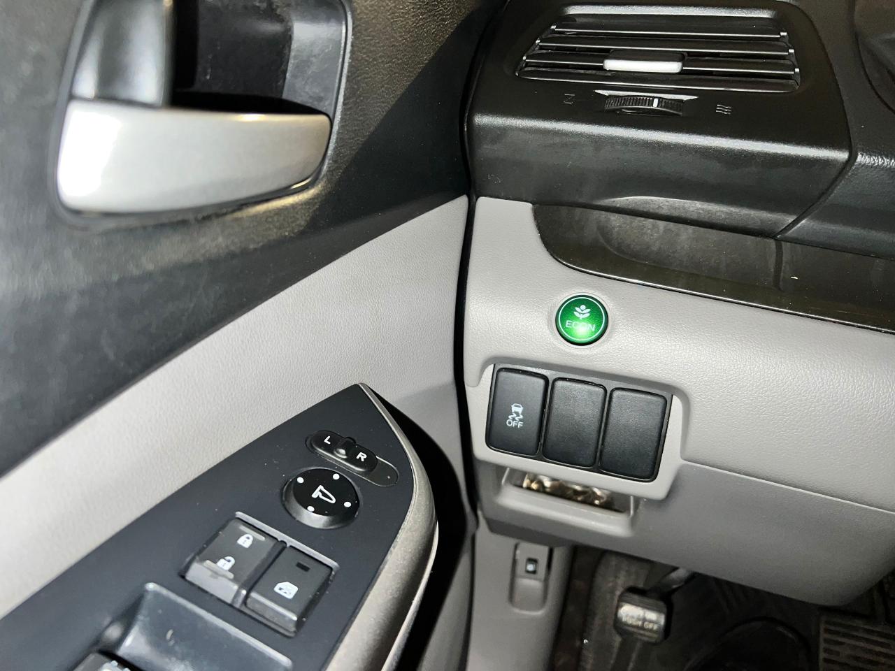 2013 Honda CR-V Touring - Photo #28