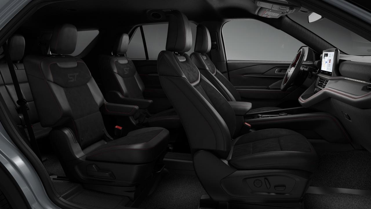 2026 Ford Explorer ST 4WD Photo