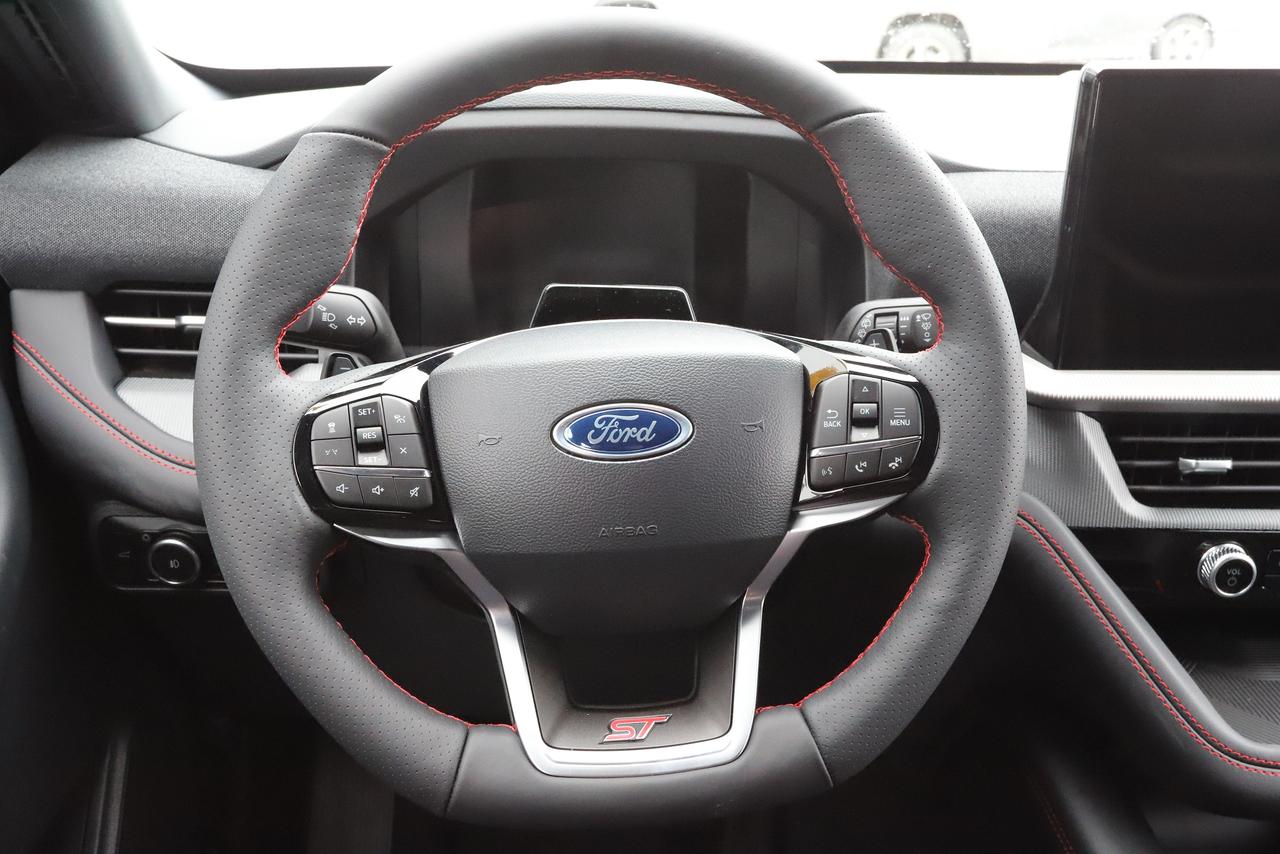 2026 Ford Explorer ST 4WD Photo