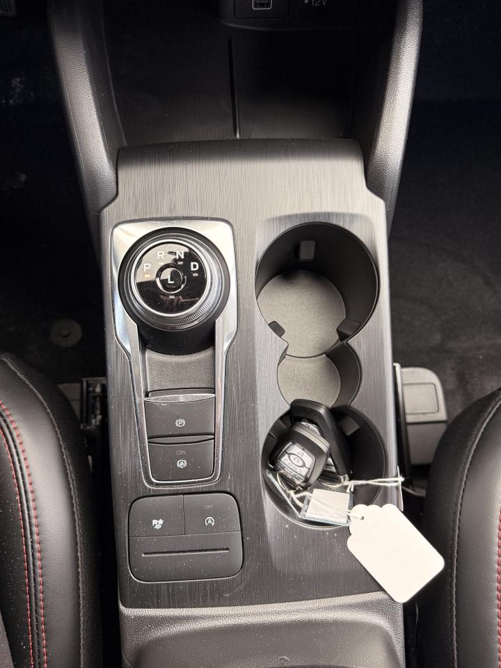 2026 Ford Escape ST-Line Photo