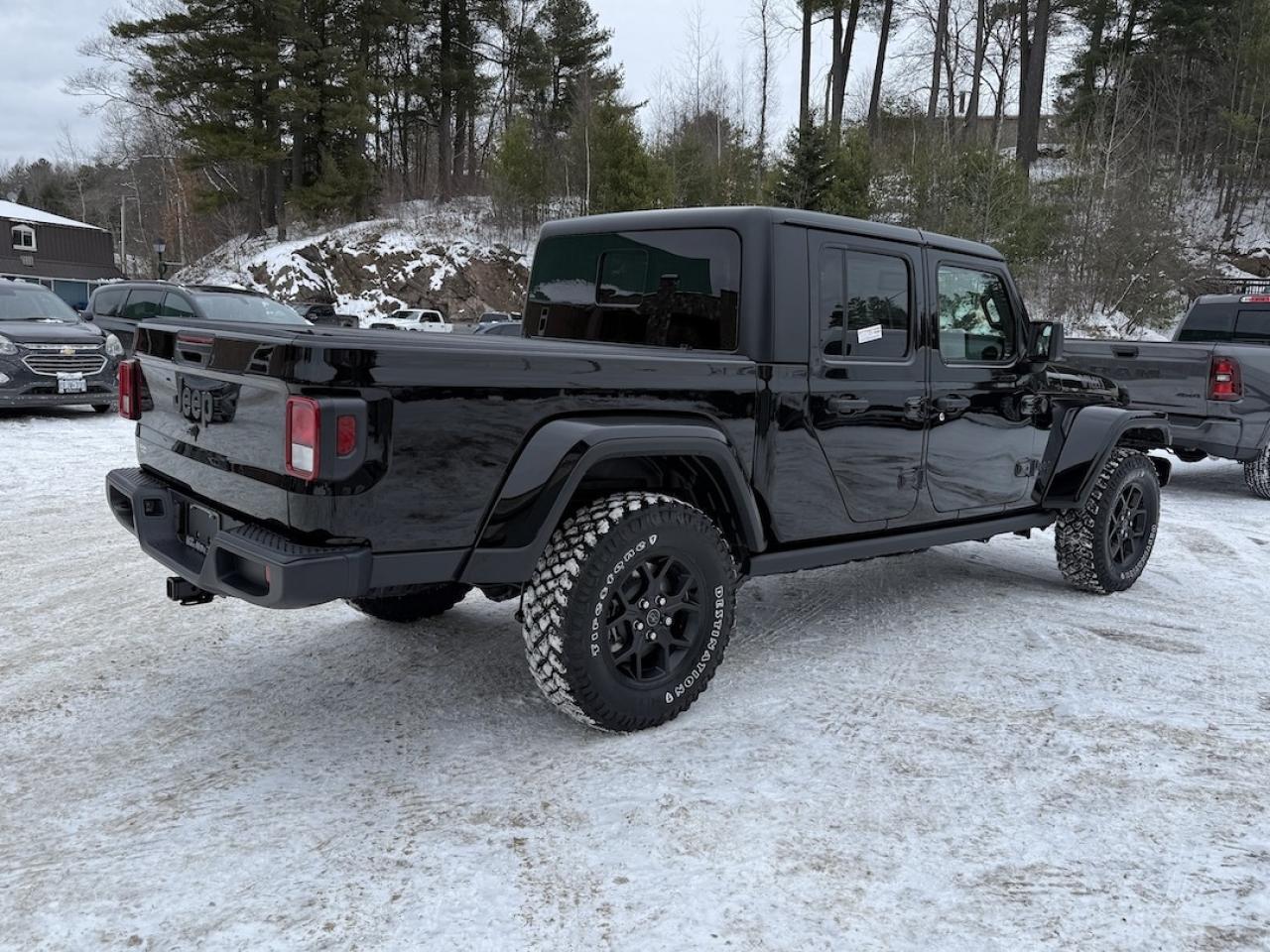 2026 Jeep Gladiator Willys 4x4 Photo