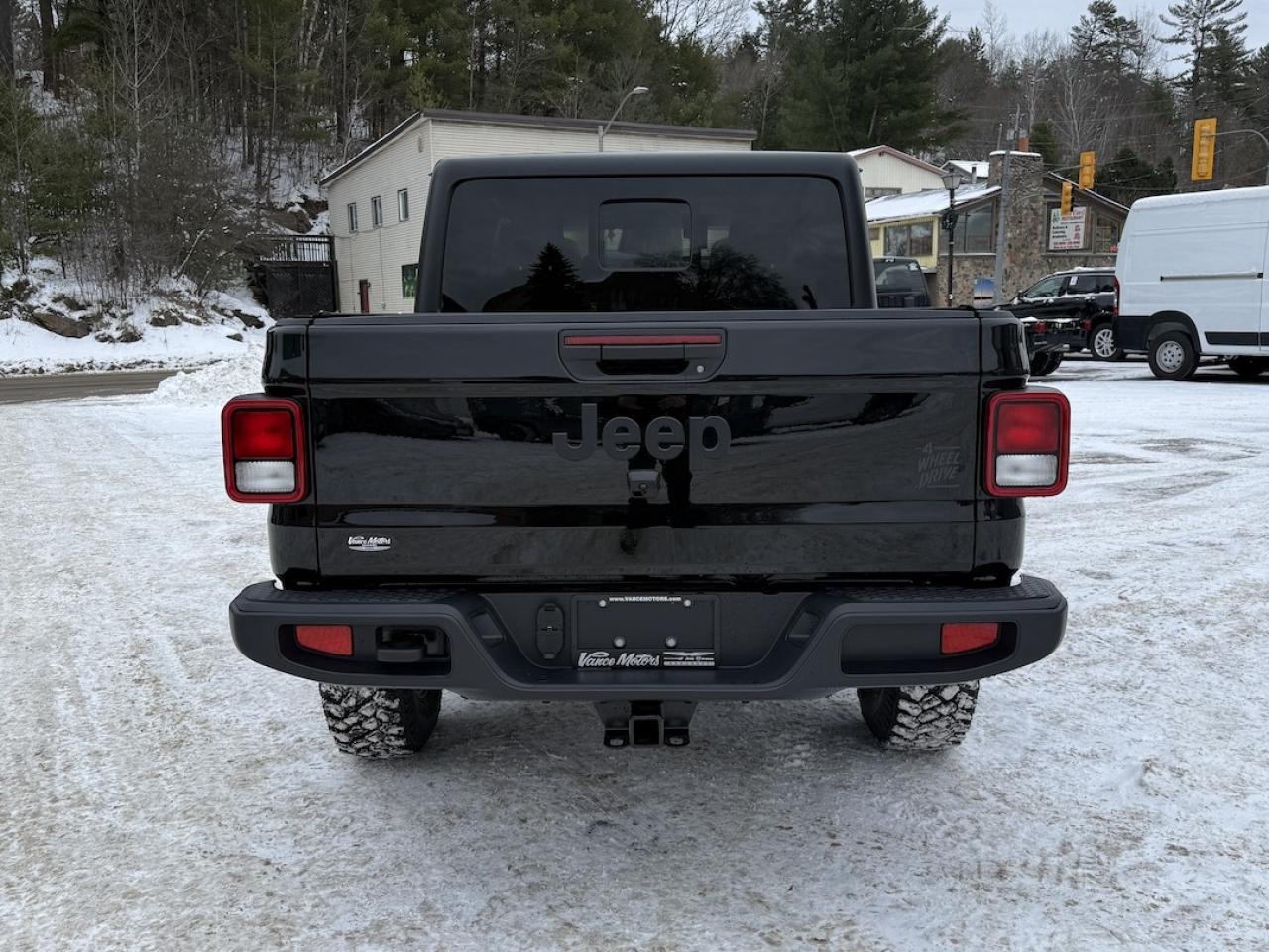 2026 Jeep Gladiator Willys 4x4 Photo
