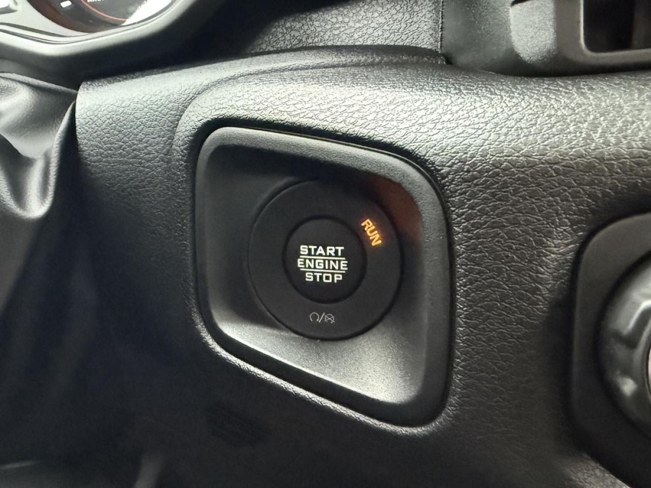 2026 Jeep Gladiator Willys 4x4 Photo