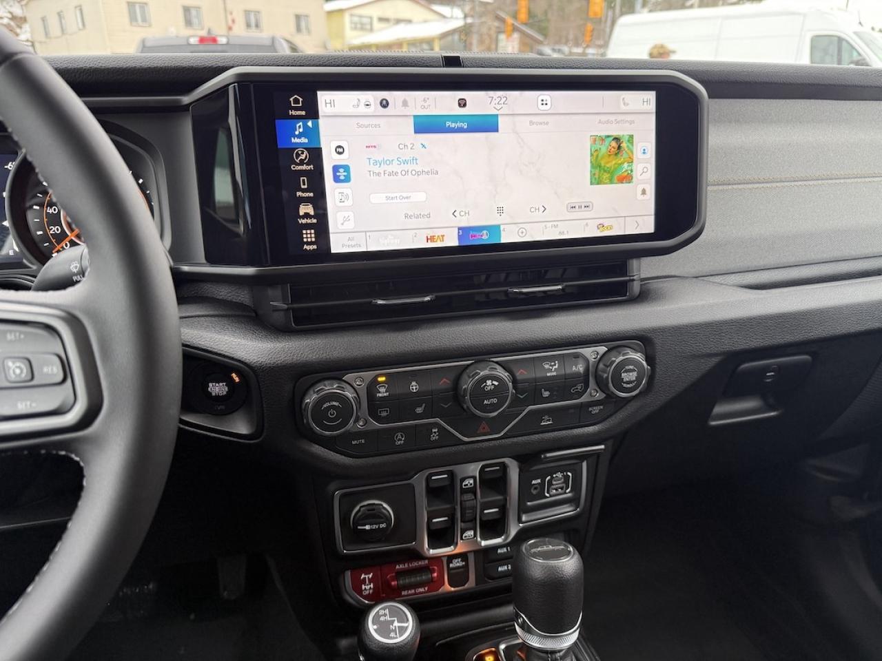 2026 Jeep Gladiator Willys 4x4 Photo