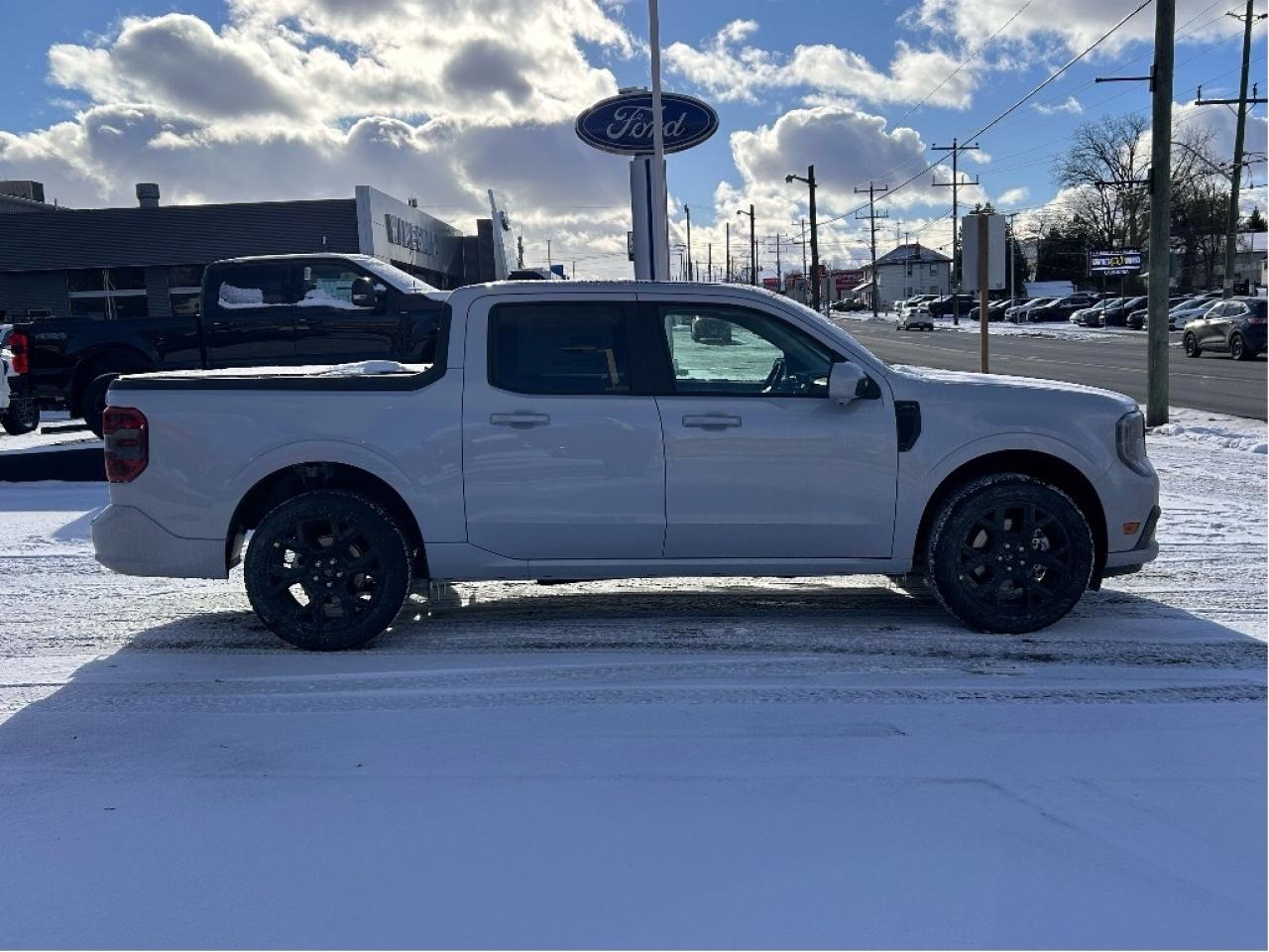 2026 Ford Maverick Lobo High AWD SuperCrew Photo3